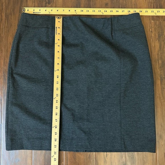 NWT J. JILL Ponte Pencil Skirt Pull On in Dark Charcoal - Picture 10 of 10